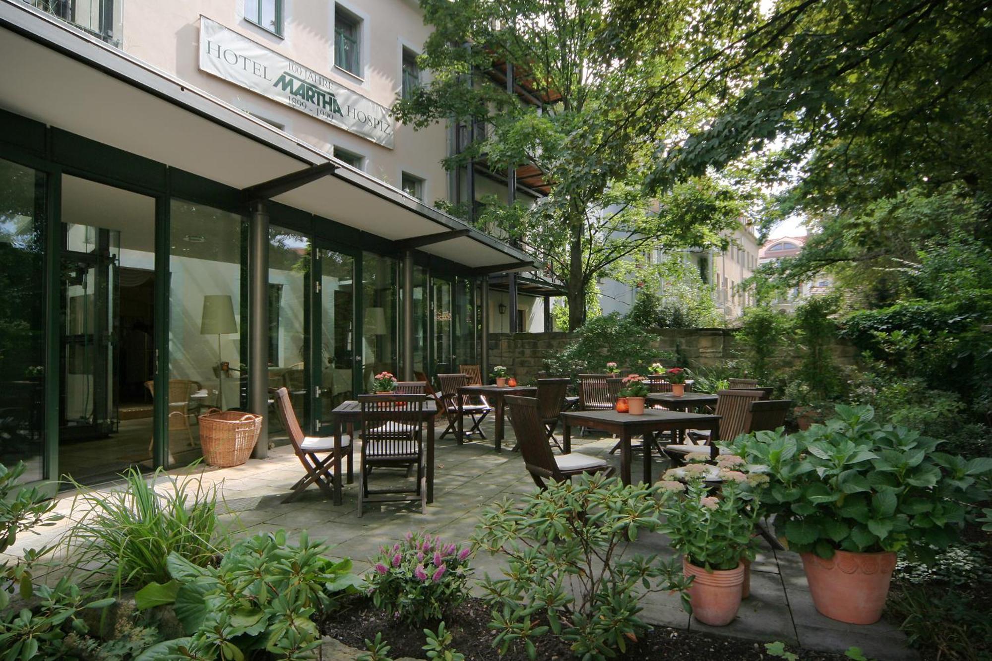 Hotel Martha